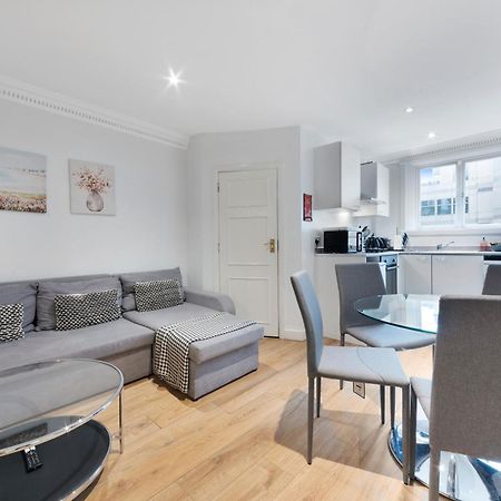 2 Bed Piccadilly Apartment 4 London Kültér fotó