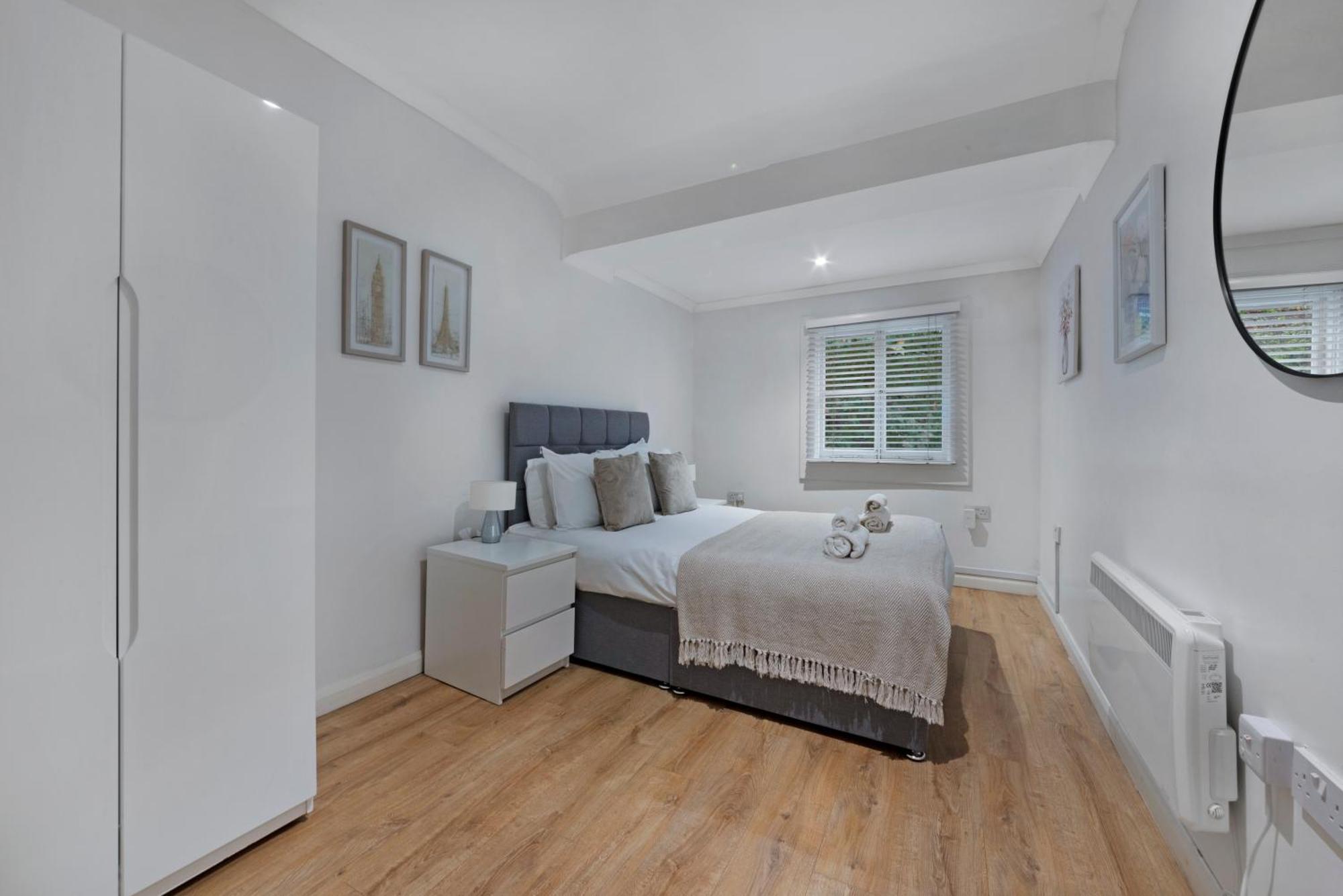 2 Bed Piccadilly Apartment 4 London Kültér fotó