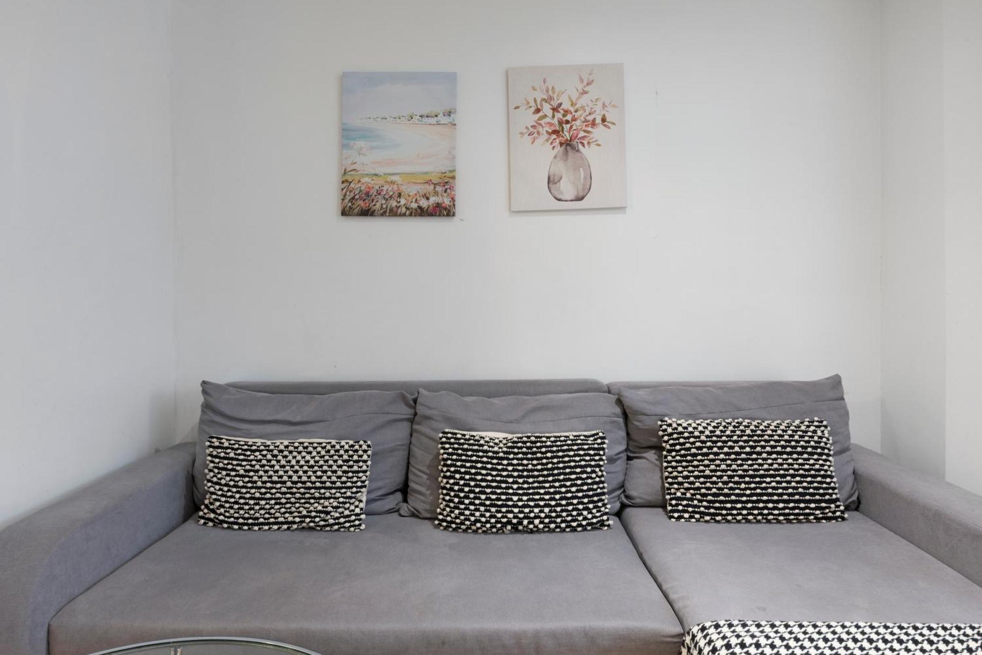 2 Bed Piccadilly Apartment 4 London Kültér fotó